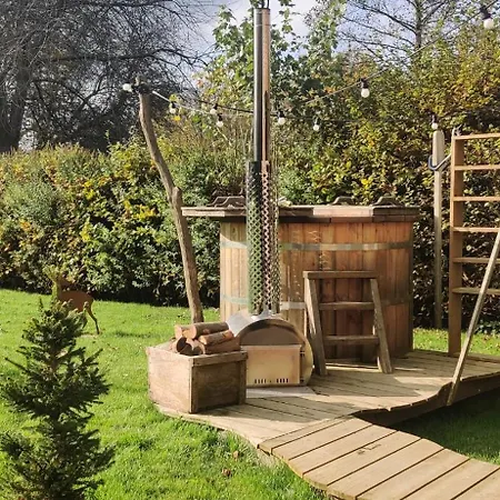 Hirschenhof Léglise